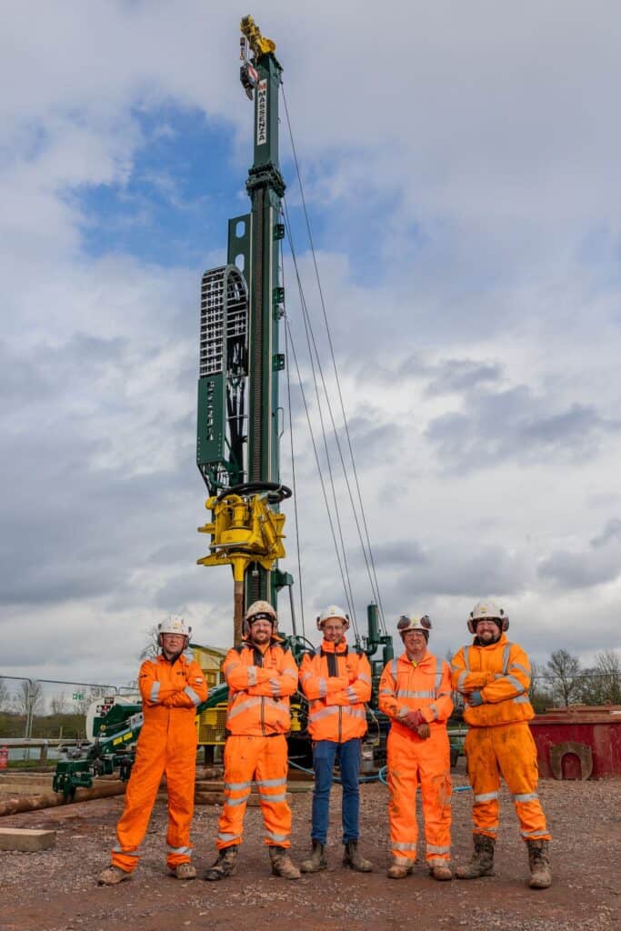 2633_Mi40 bohrgerät Massenza Drilling Rigs Baustelle Vereinigte Königreich