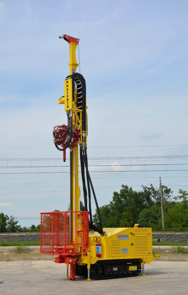 2673_Mi4_bohrgerät Massenza Drilling rigs